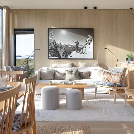 Luksushytte Med Jacuzzi, Summer&Winter Retreat Lyngværet エクステリア 写真