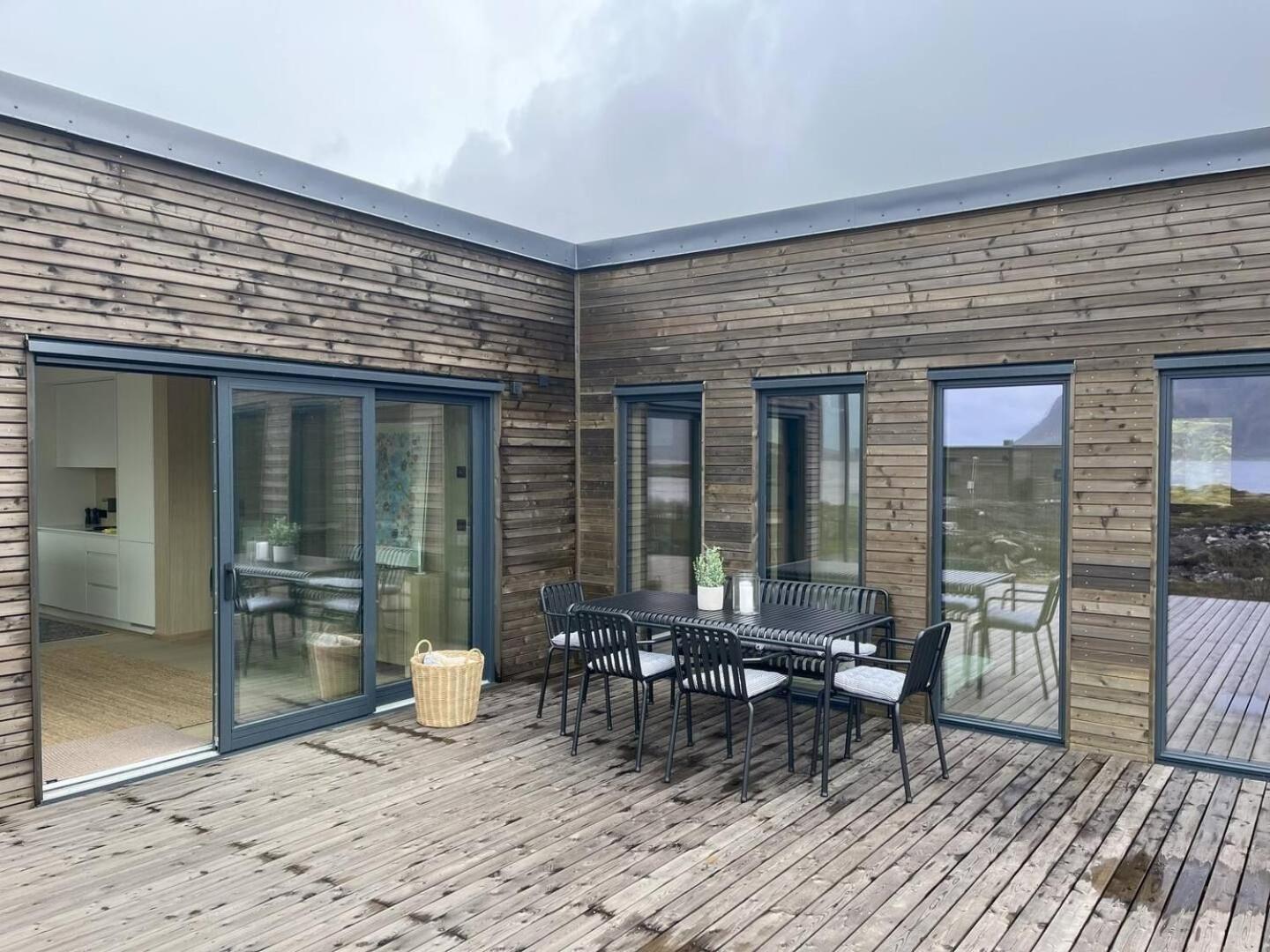 Luksushytte Med Jacuzzi, Summer&Winter Retreat Lyngværet エクステリア 写真