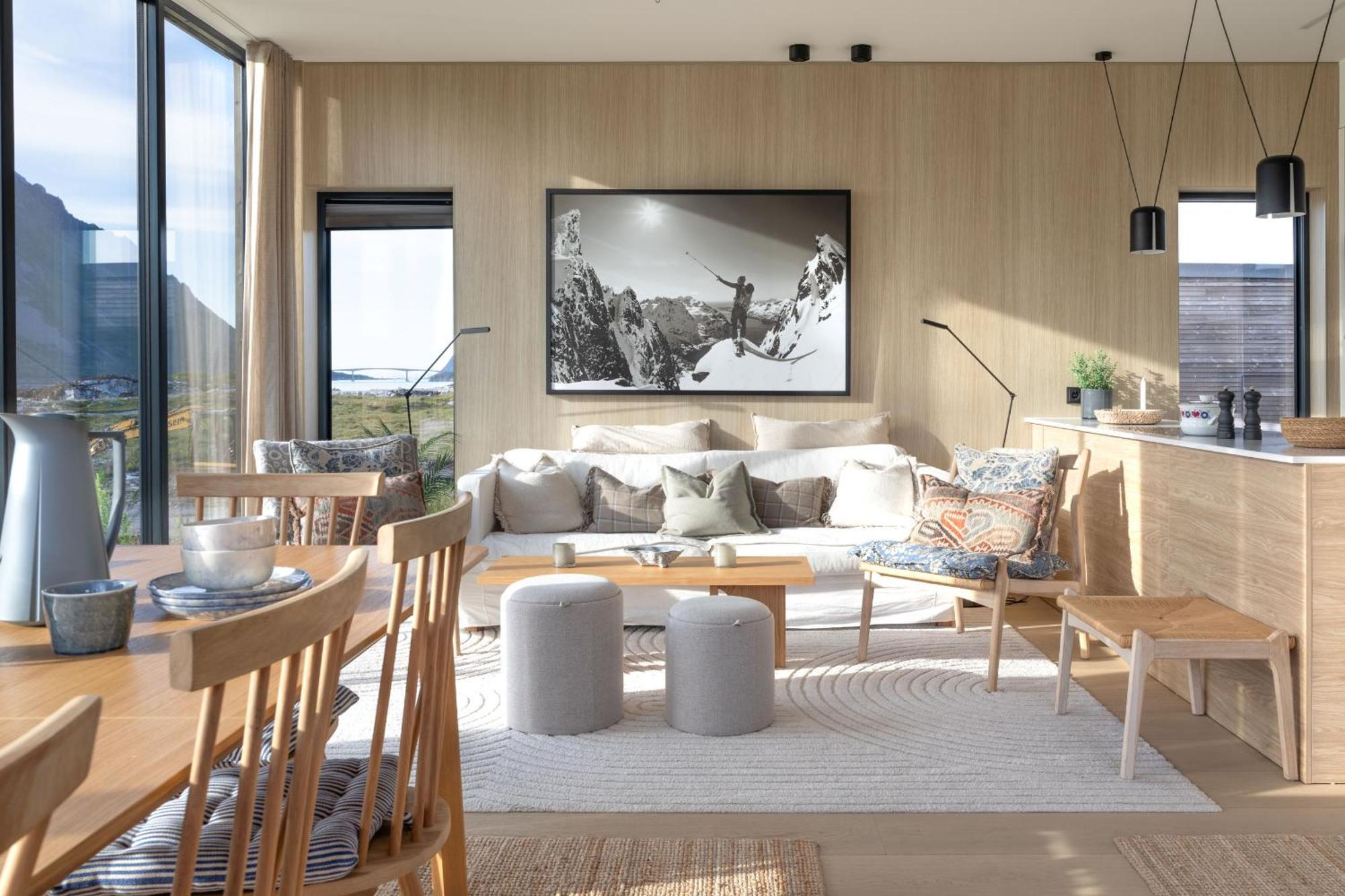 Luksushytte Med Jacuzzi, Summer&Winter Retreat Lyngværet エクステリア 写真
